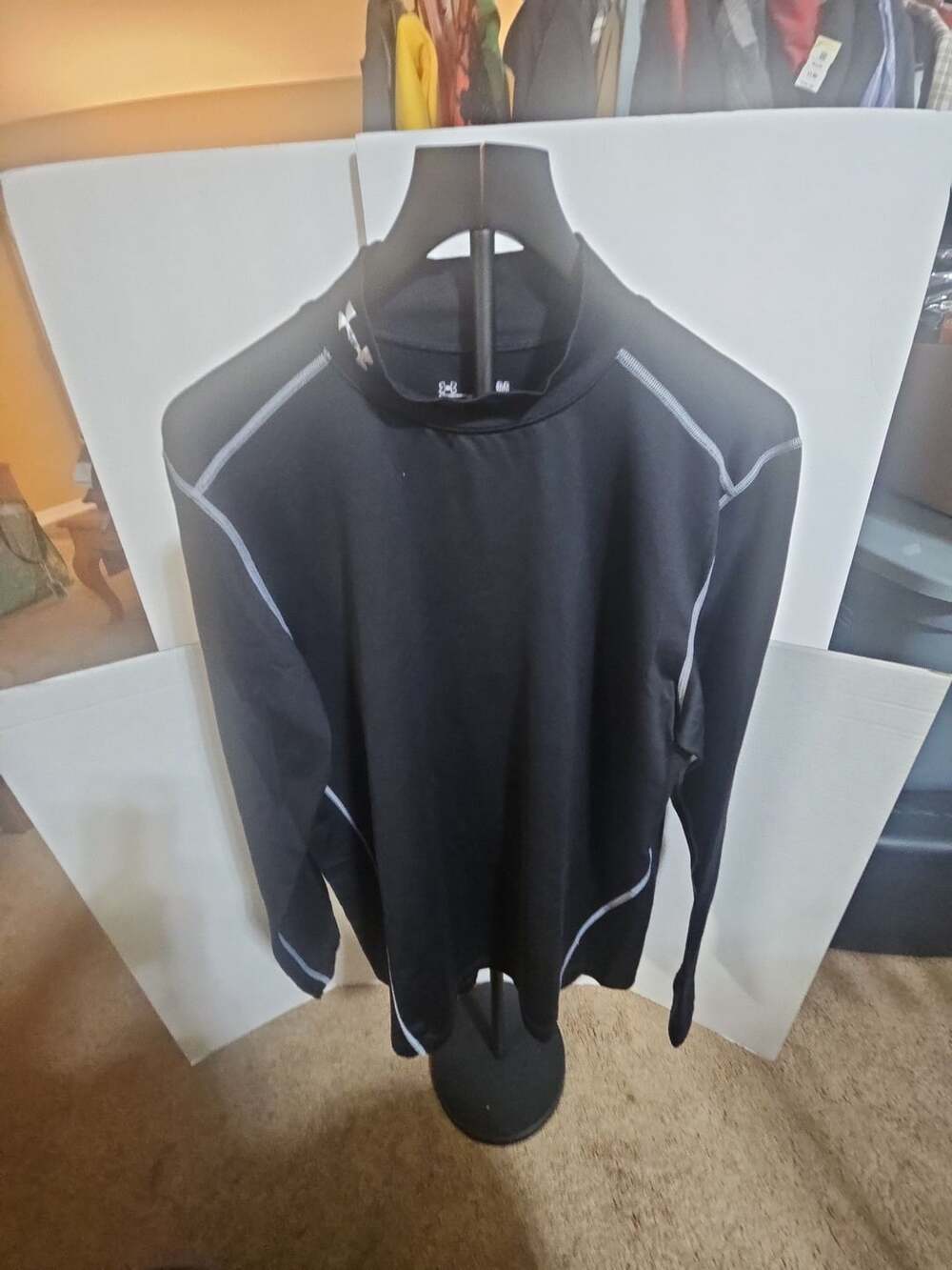 Under Armour ColdGear Fitted Mock Neck Size LG Black Long Sleeve Shirt